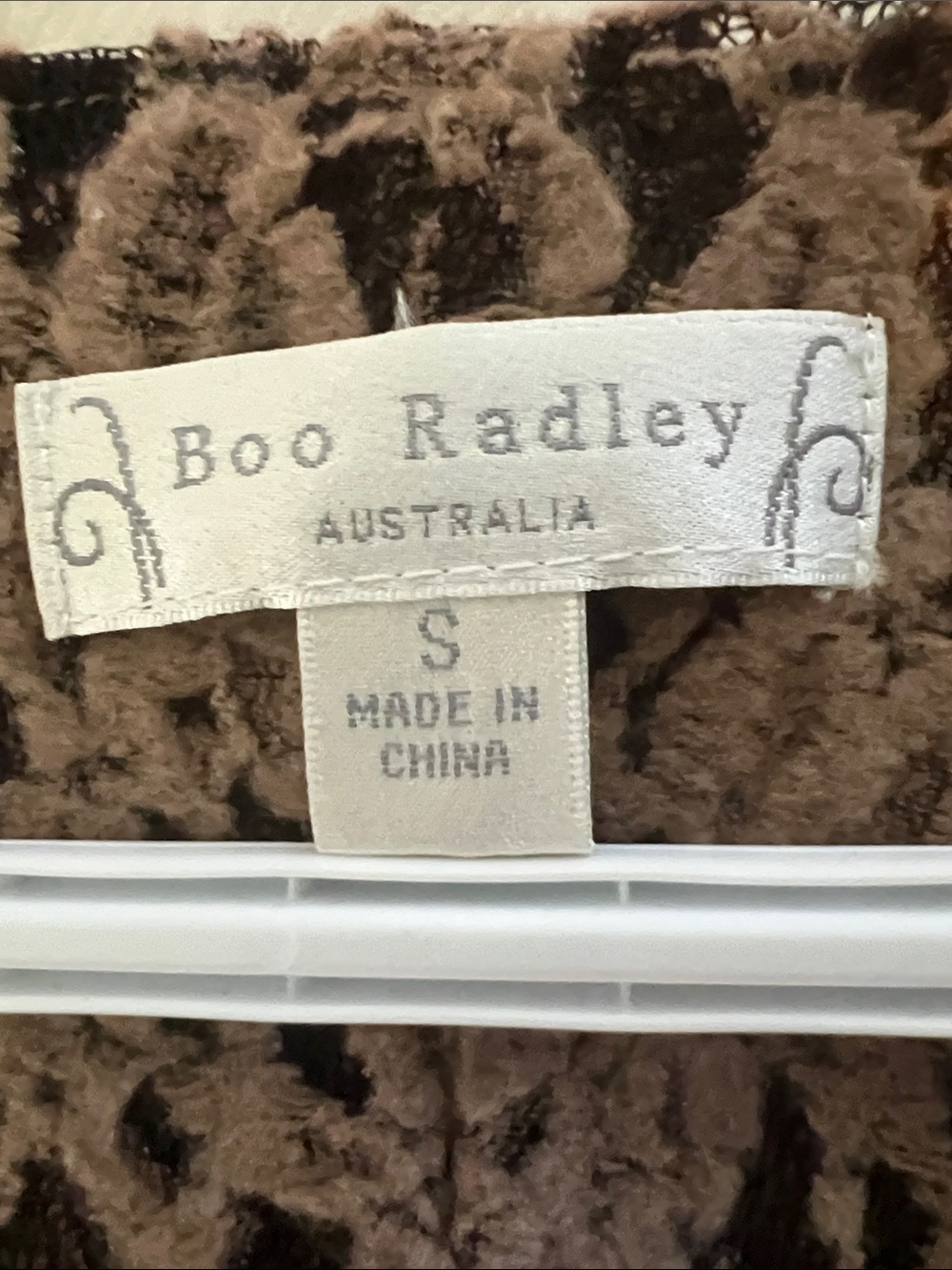 Boo Radley Metallic Gold & Black Floral Lace Sheath Cocktail Dress - Size Sm - Picture 4 of 9